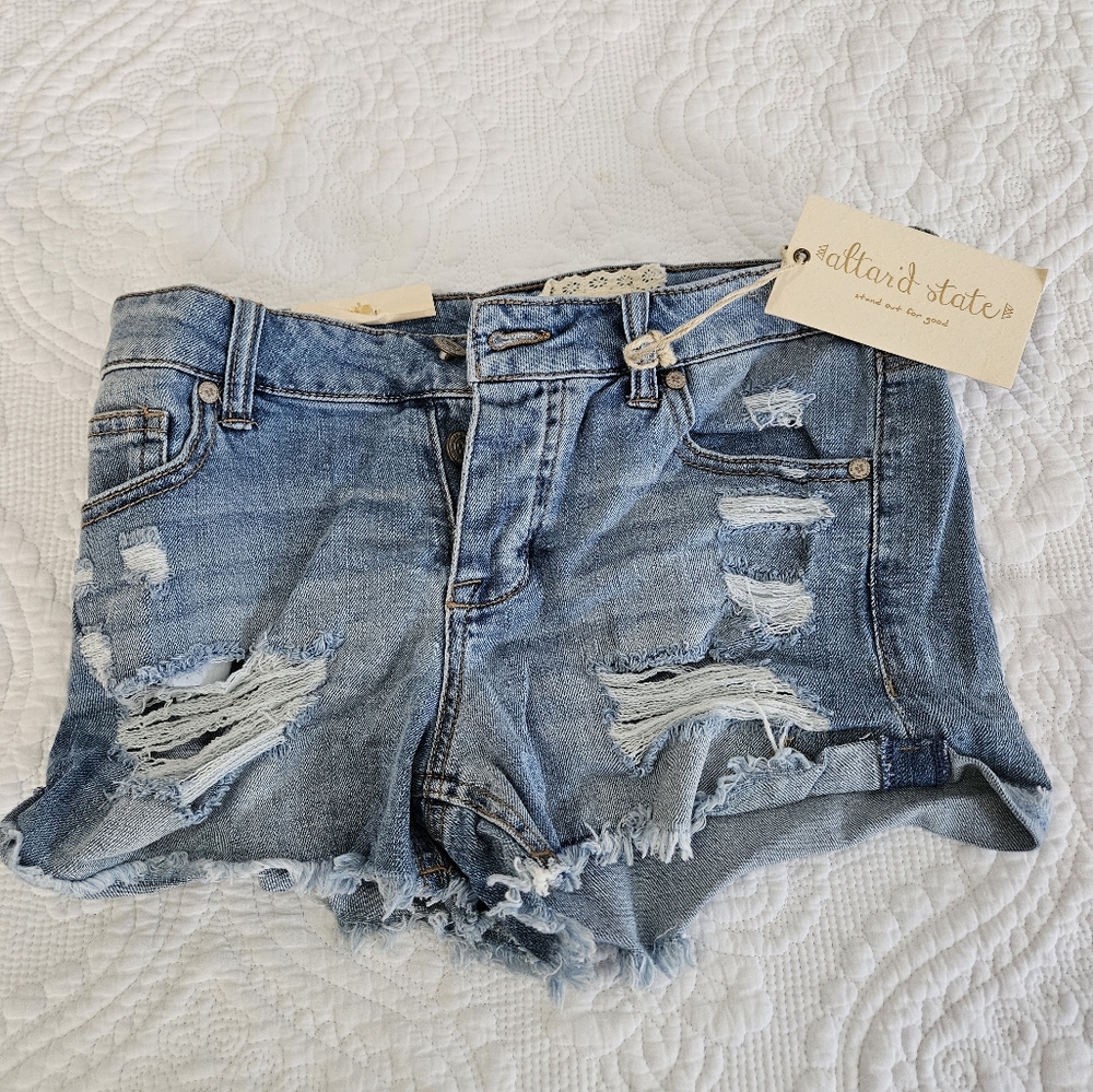 Altard State destroyed shorts- NWT
